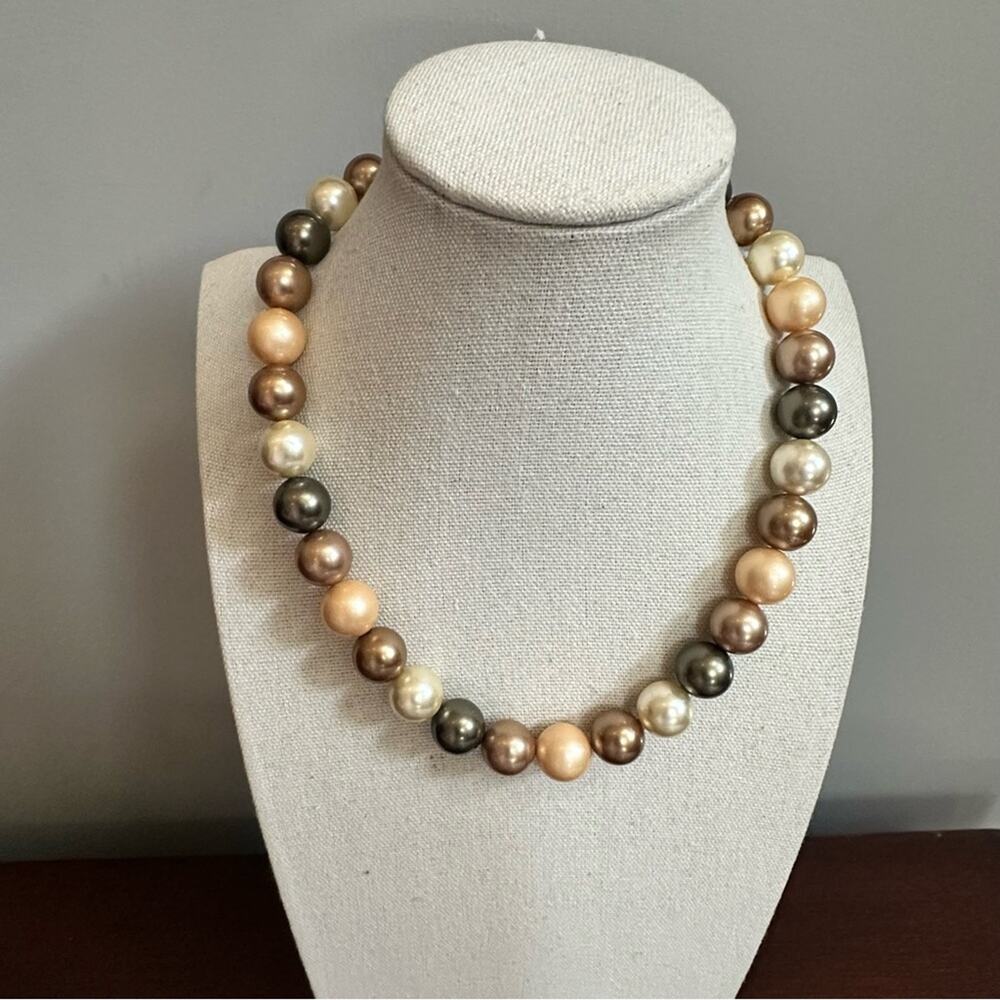 Minimalist Faux Pearl Single Strand Necklace Costume Jewelry Preppy Retro - Picture 8 of 10